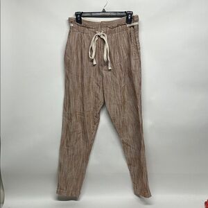 Free People  Textured pants size 6 light at sunrise 100% cotton drawstring